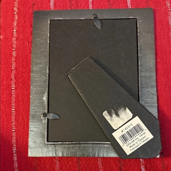 Giftcraft Silver Photo Frame - Picture 2 of 2